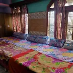 Kashi Annapurna Guest House
